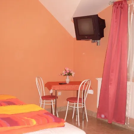 Eden Vendeghaz Pensjonat Miszkolc