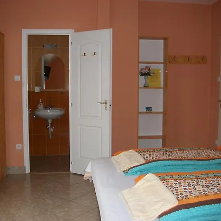 Eden Vendeghaz Pensjonat 3*