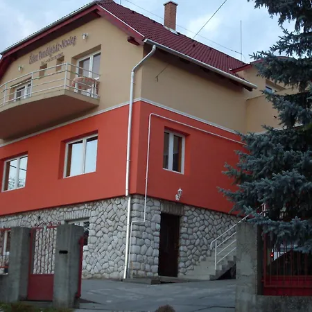 Eden Vendeghaz Pensjonat